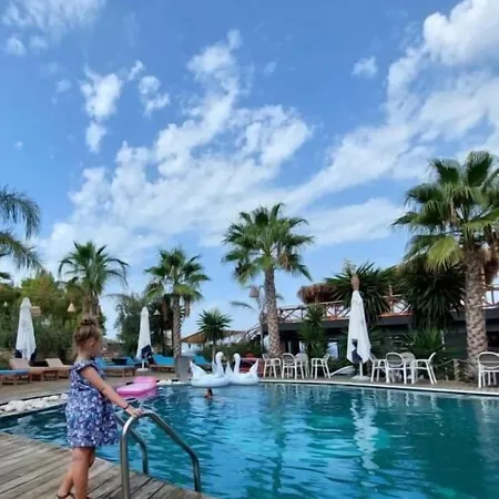 Poda Boutique Otel Ksamil