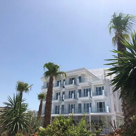 Poda Boutique 4* Ksamil