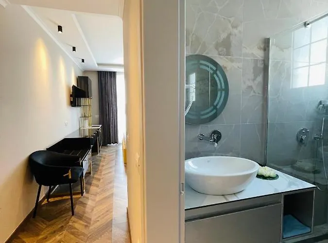 Hotel Poda Boutique 4*