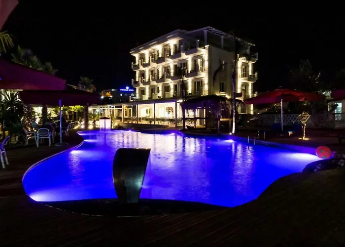 Ξενοδοχείο Poda Boutique 4*