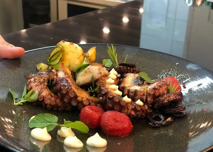 Poda Boutique 4* Εξαμίλιο
